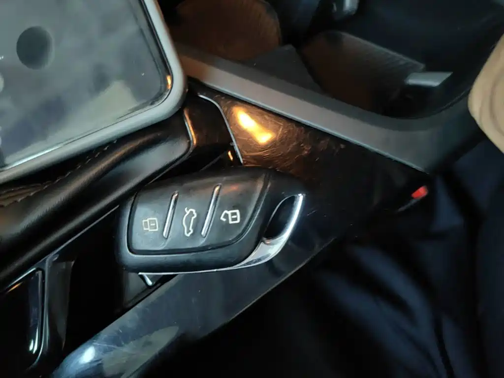 Roewe i5 — миниатюра 9