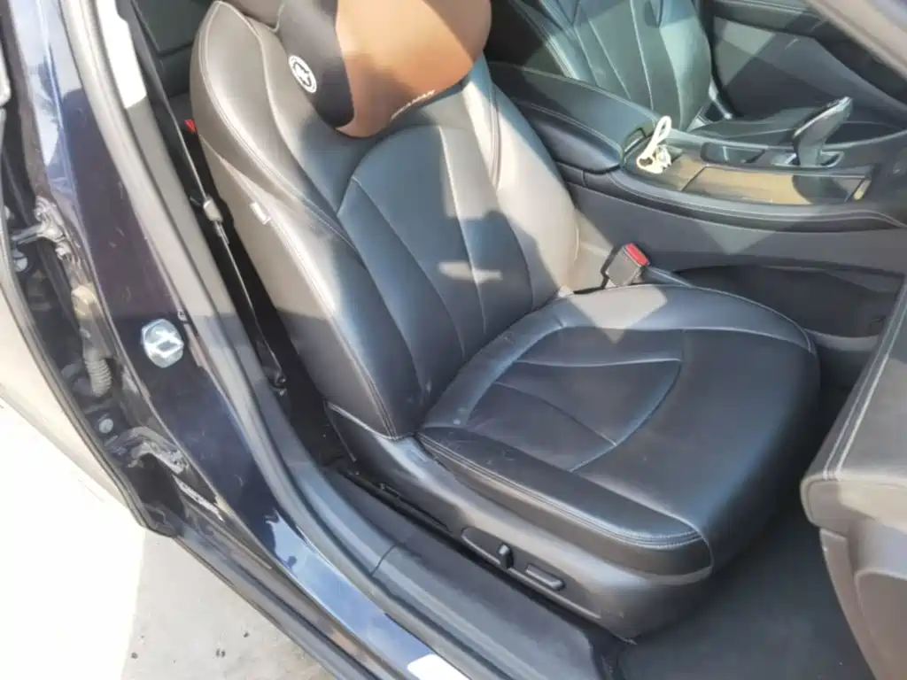 Buick LaCrosse — миниатюра 25