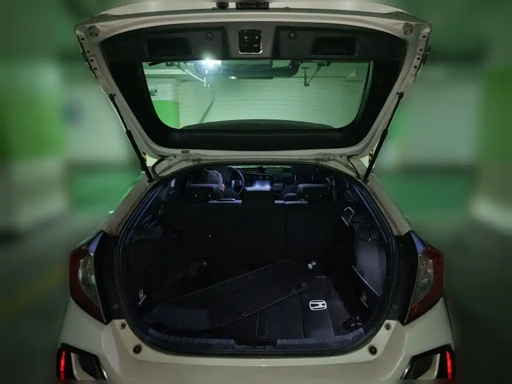 Honda Civic — миниатюра 10