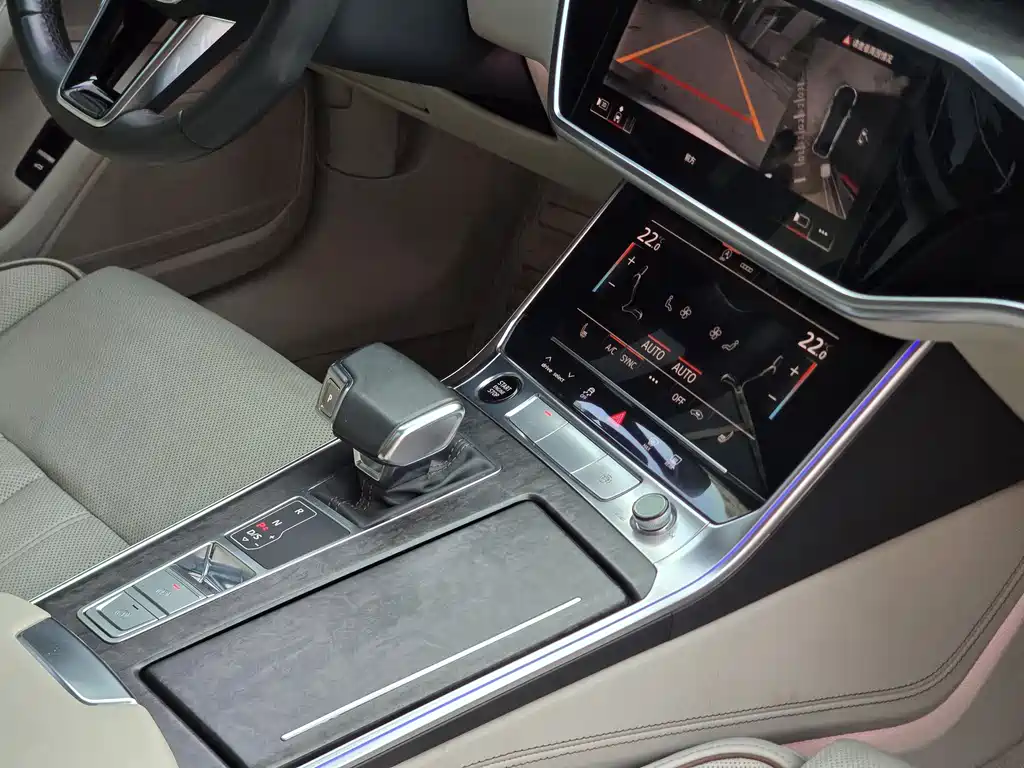 Audi A6L 2022 55 TFSI quattro Premium