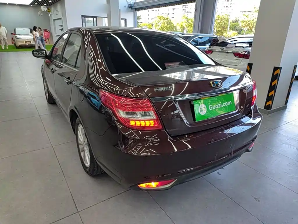 Geely Vision — миниатюра 5