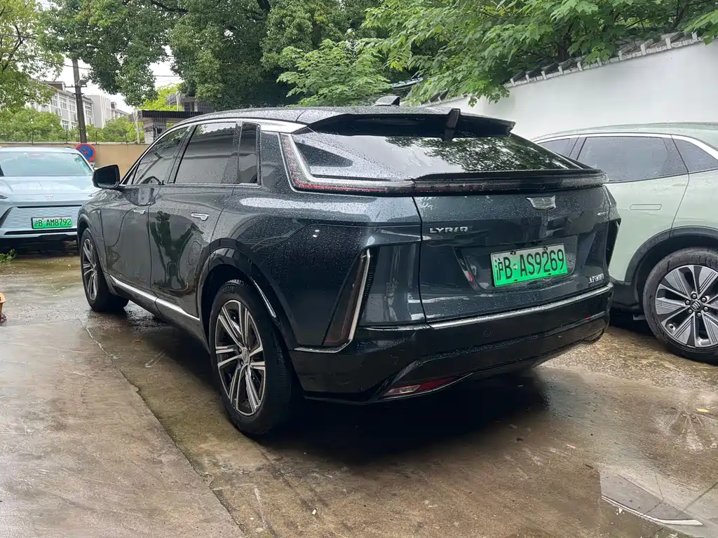 Cadillac Lyriq — миниатюра 6