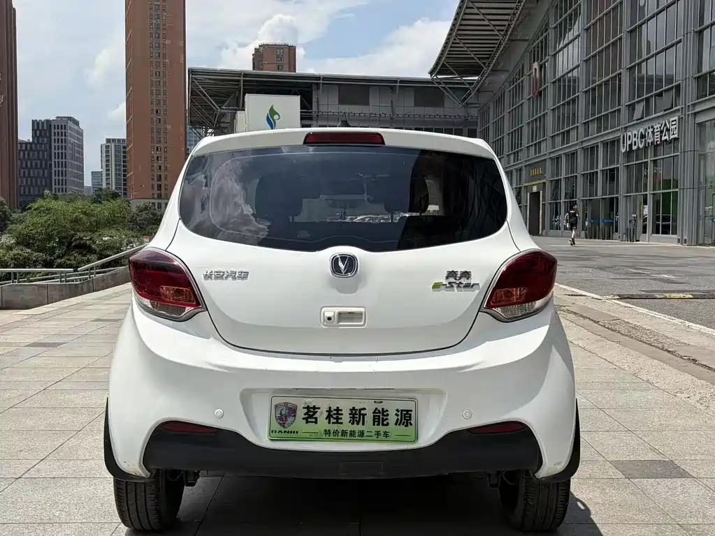 Changan Benben E-Star — миниатюра 6