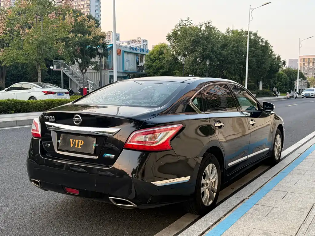 Nissan Teana — миниатюра 5
