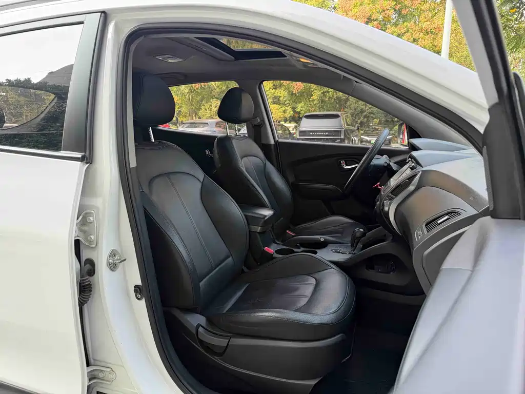 Hyundai ix35 — миниатюра 12
