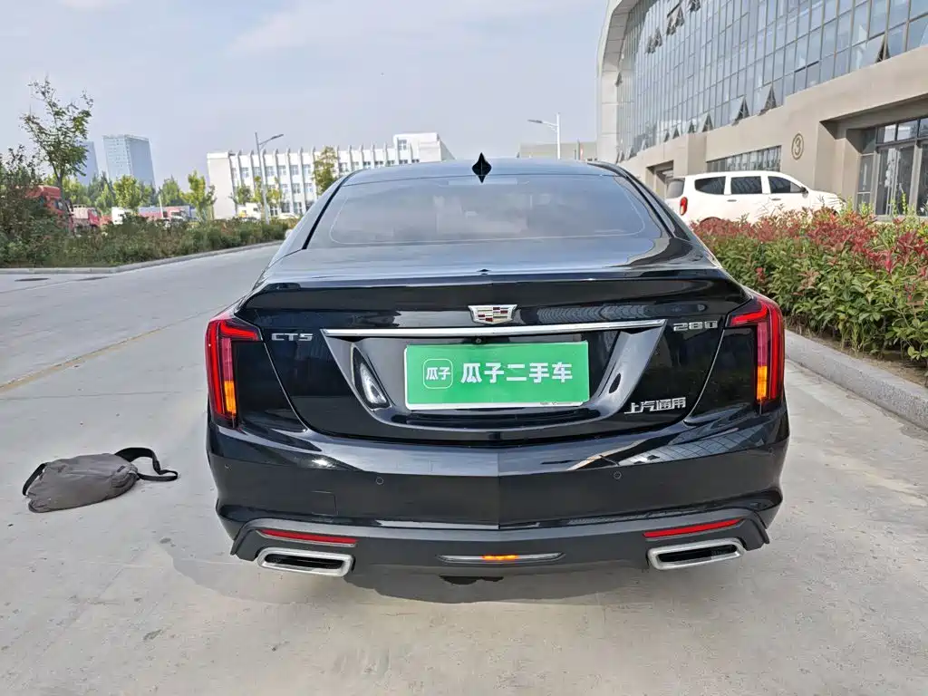Cadillac CT5 — миниатюра 6