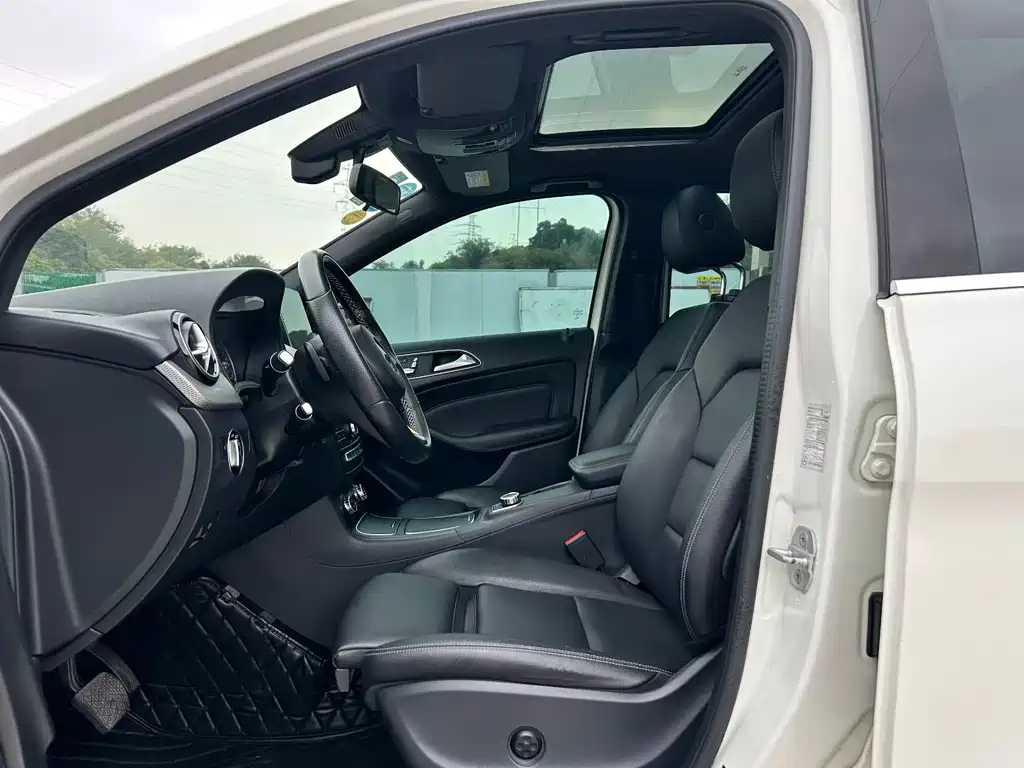 MERCEDES-BENZ B CLASS