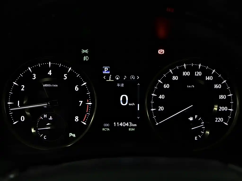 Toyota Alphard — миниатюра 9