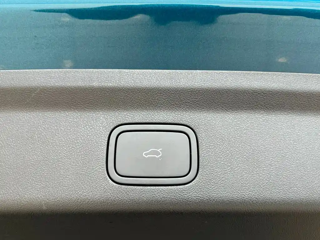 AITO AITO M6 — миниатюра 12