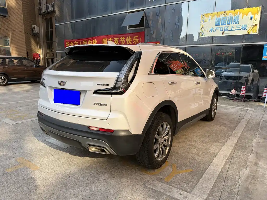 Cadillac XT4 — миниатюра 7