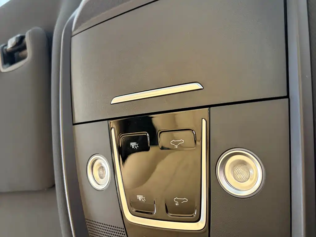 BYD L DM-i — миниатюра 13