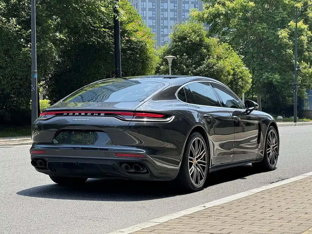 Porsche Panamera — миниатюра 5