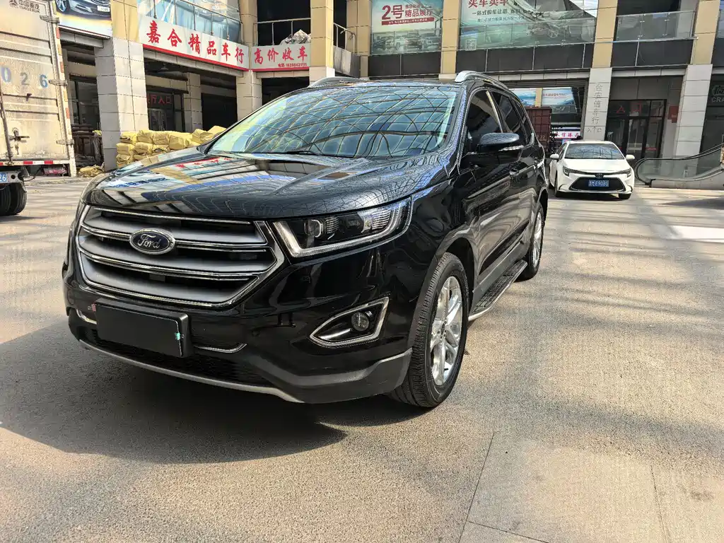 Ford Edge 2015