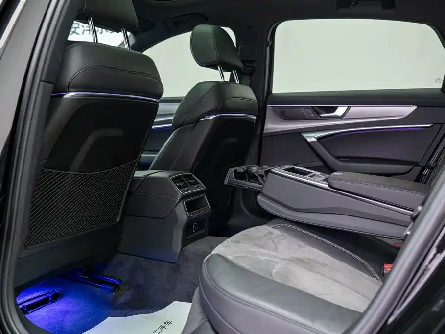Audi A6L 2022 40 TFSI Luxury