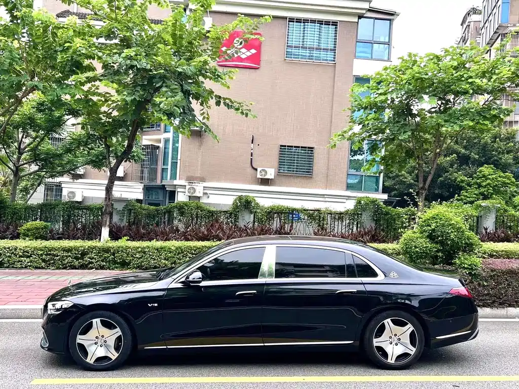 Mercedes-Benz S-Class — миниатюра 6