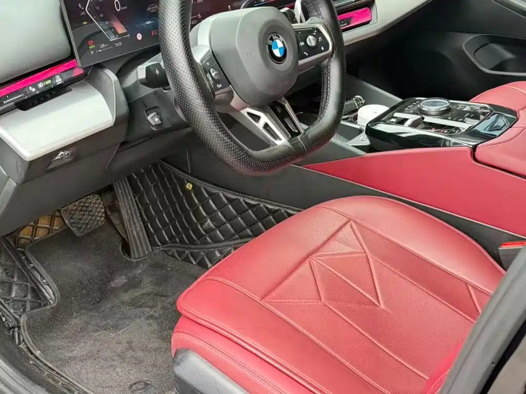 BMW 5 Series — миниатюра 5