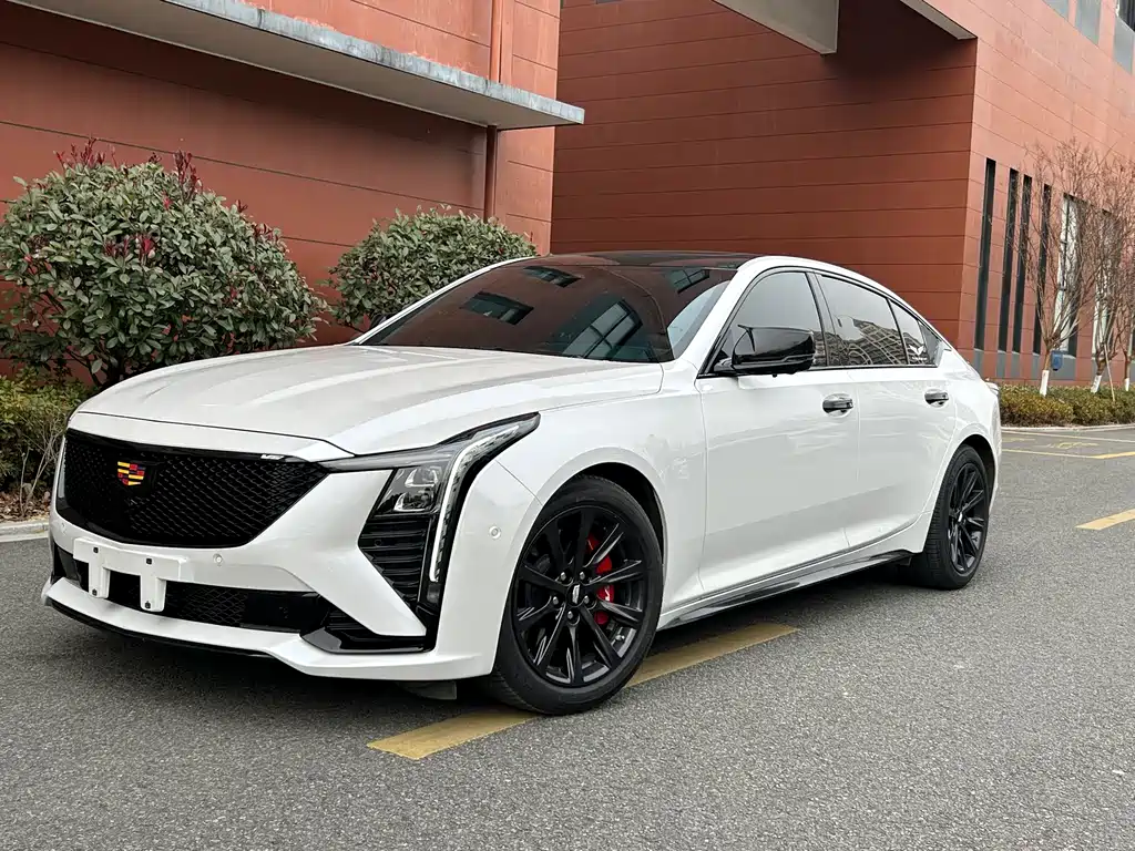 Cadillac CT5 2024