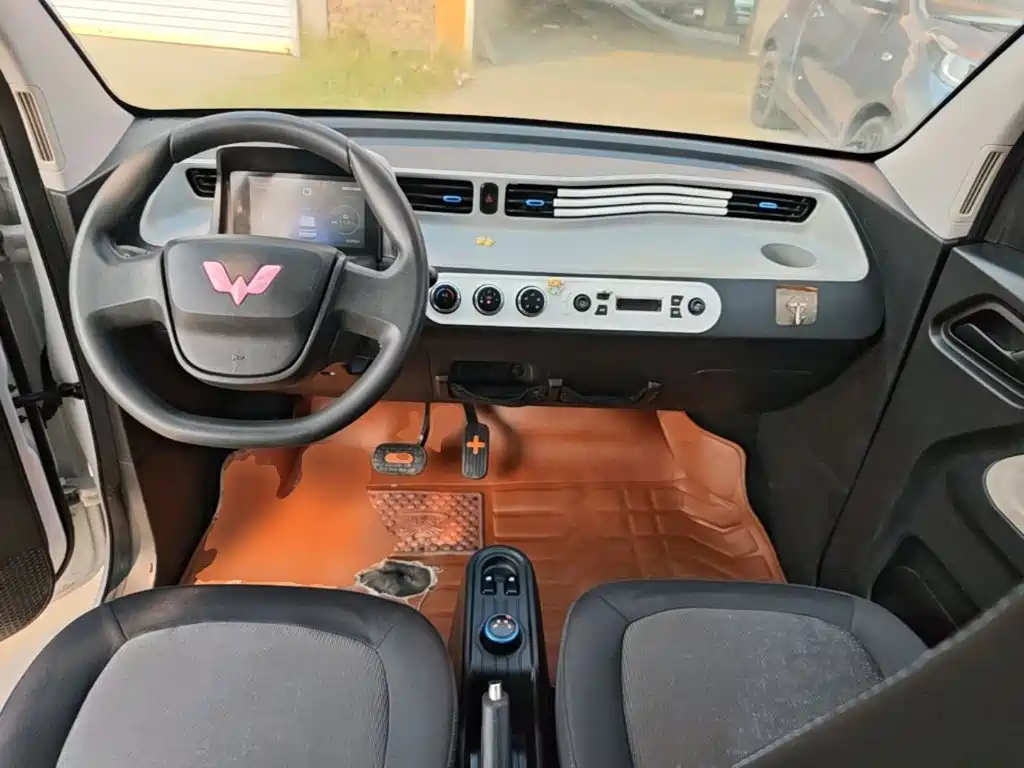 Wuling MINIEV — миниатюра 10