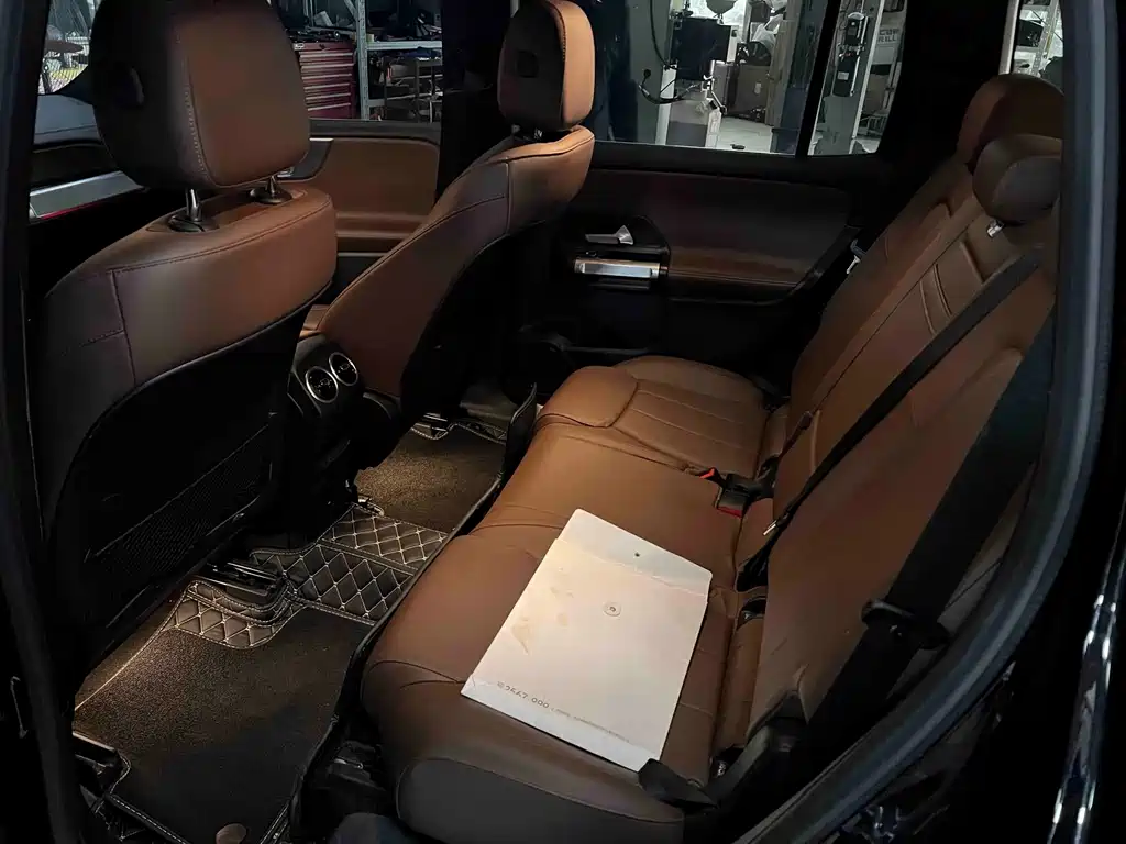 Mercedes-Benz GLB — миниатюра 5