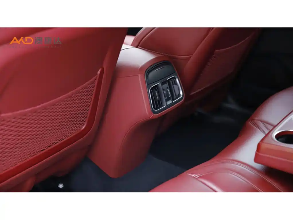 Maserati Levante — миниатюра 9