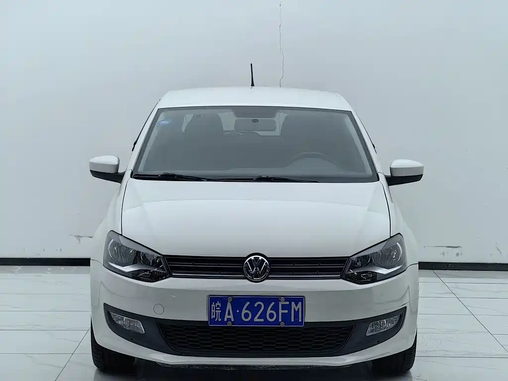 Volkswagen Polo — миниатюра 2