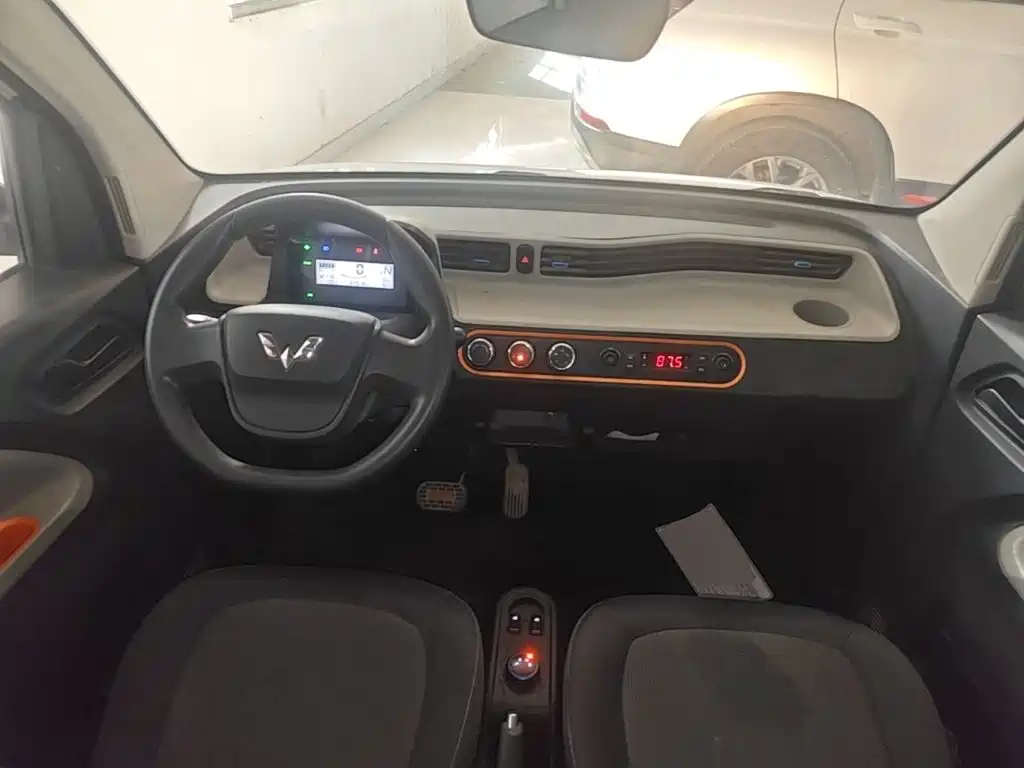 Wuling MINIEV — миниатюра 10