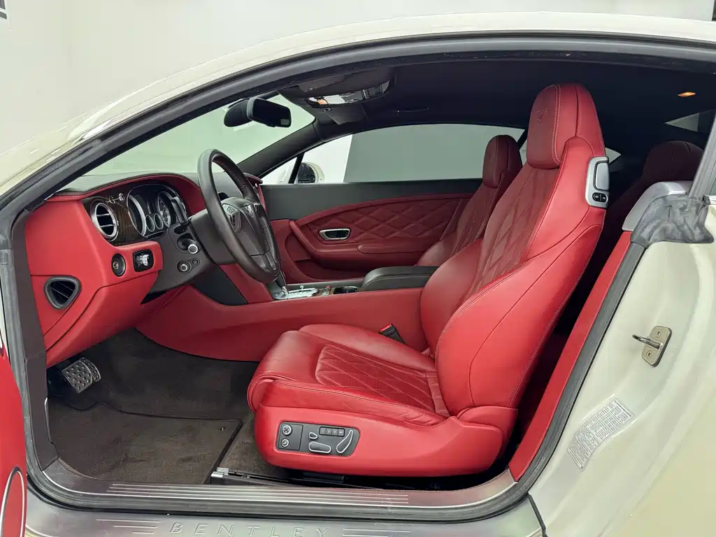 Bentley Continental — миниатюра 8