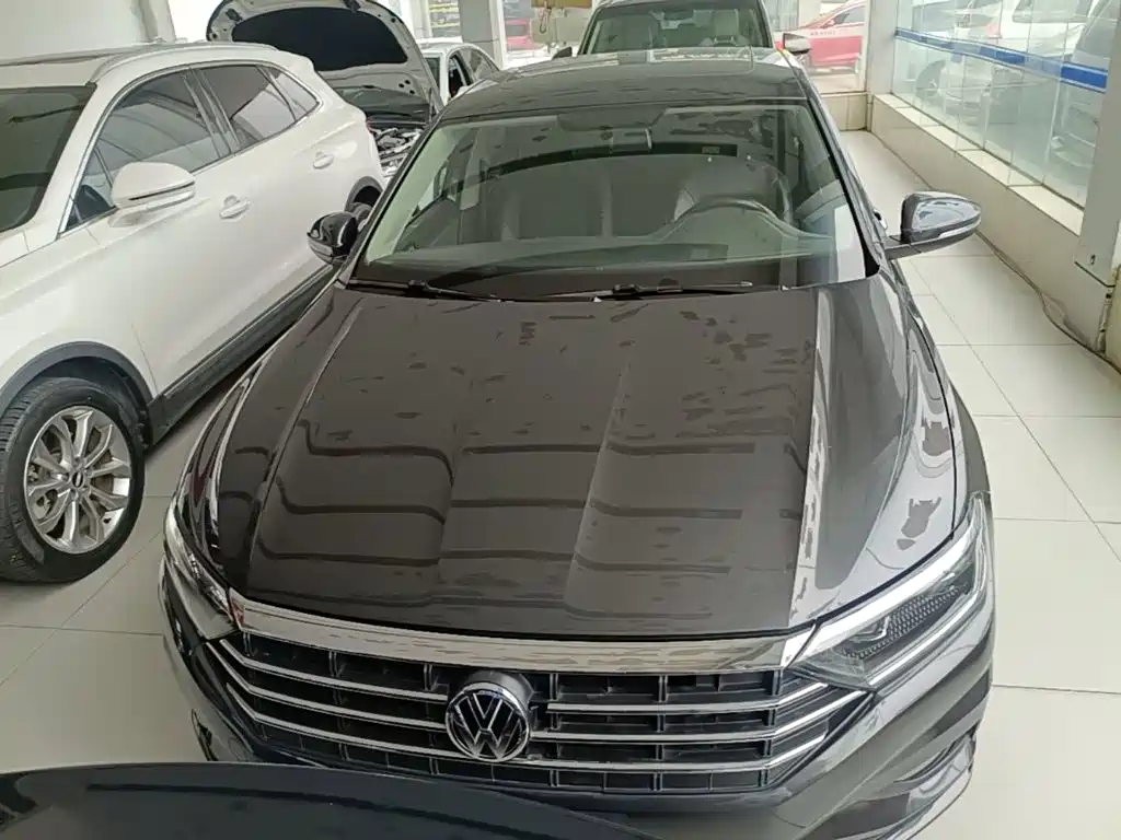 Volkswagen Sagitar — миниатюра 3