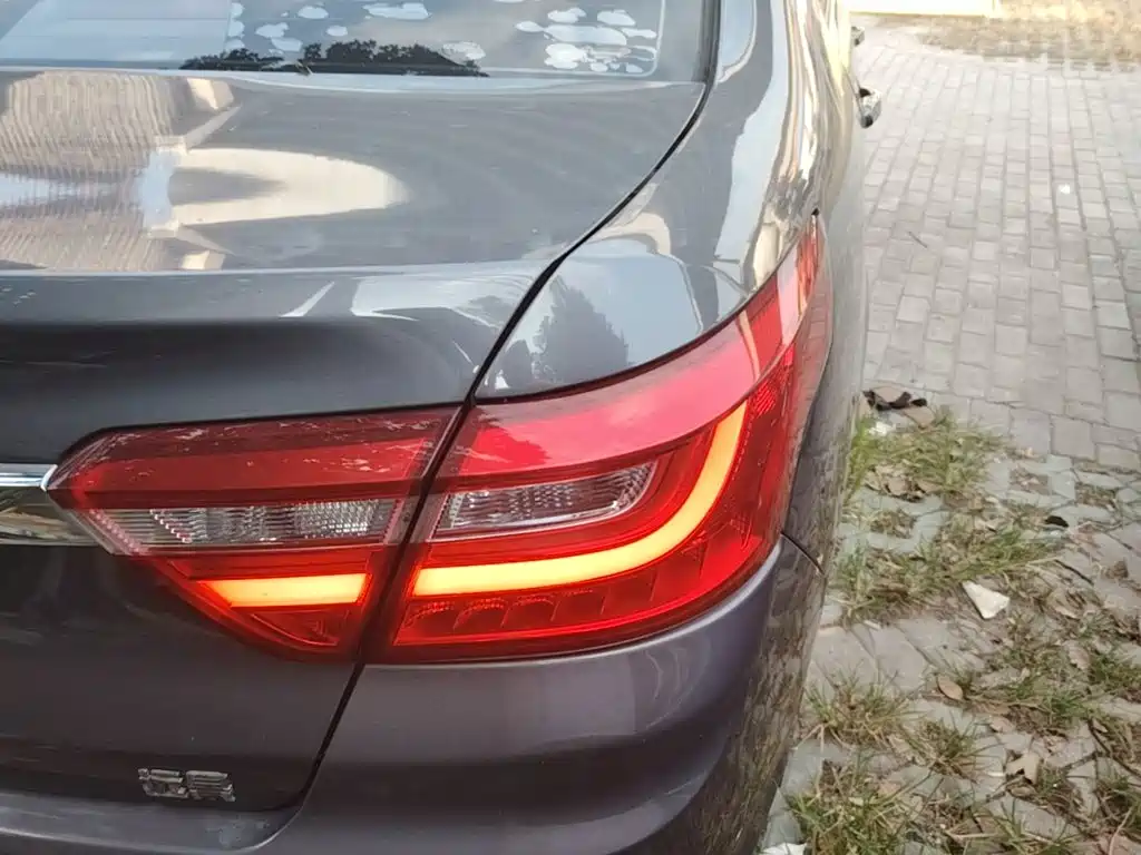 Geely Vision — миниатюра 8