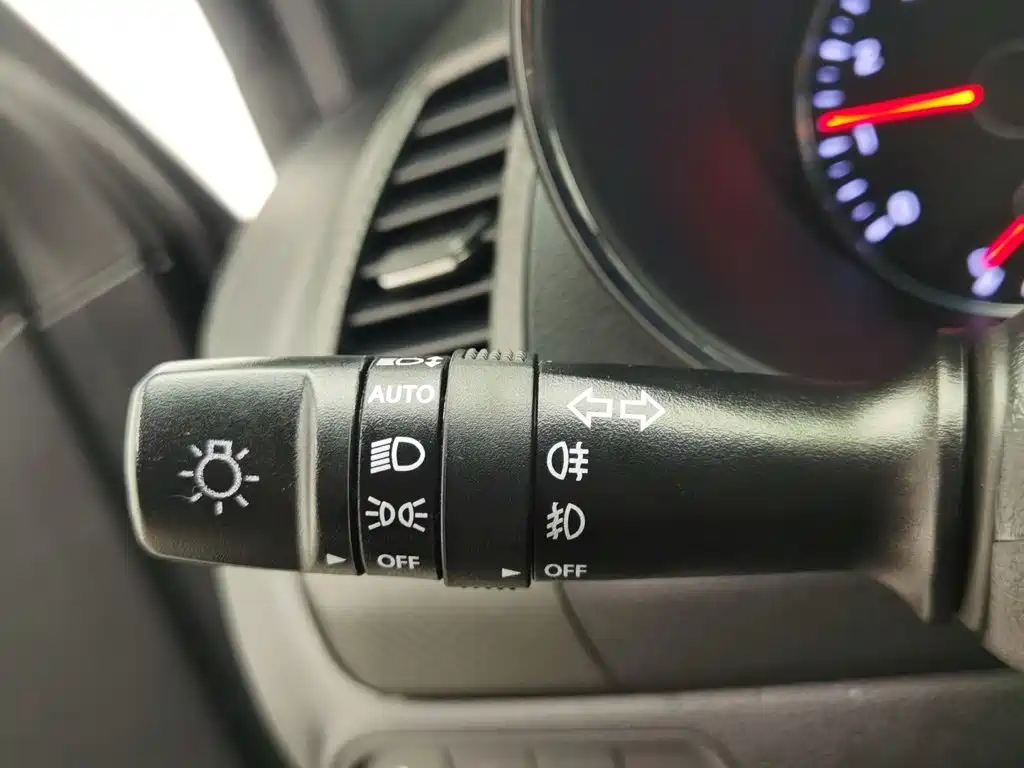 Kia Shuma — миниатюра 21