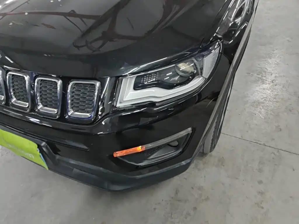 Jeep Compass — миниатюра 24