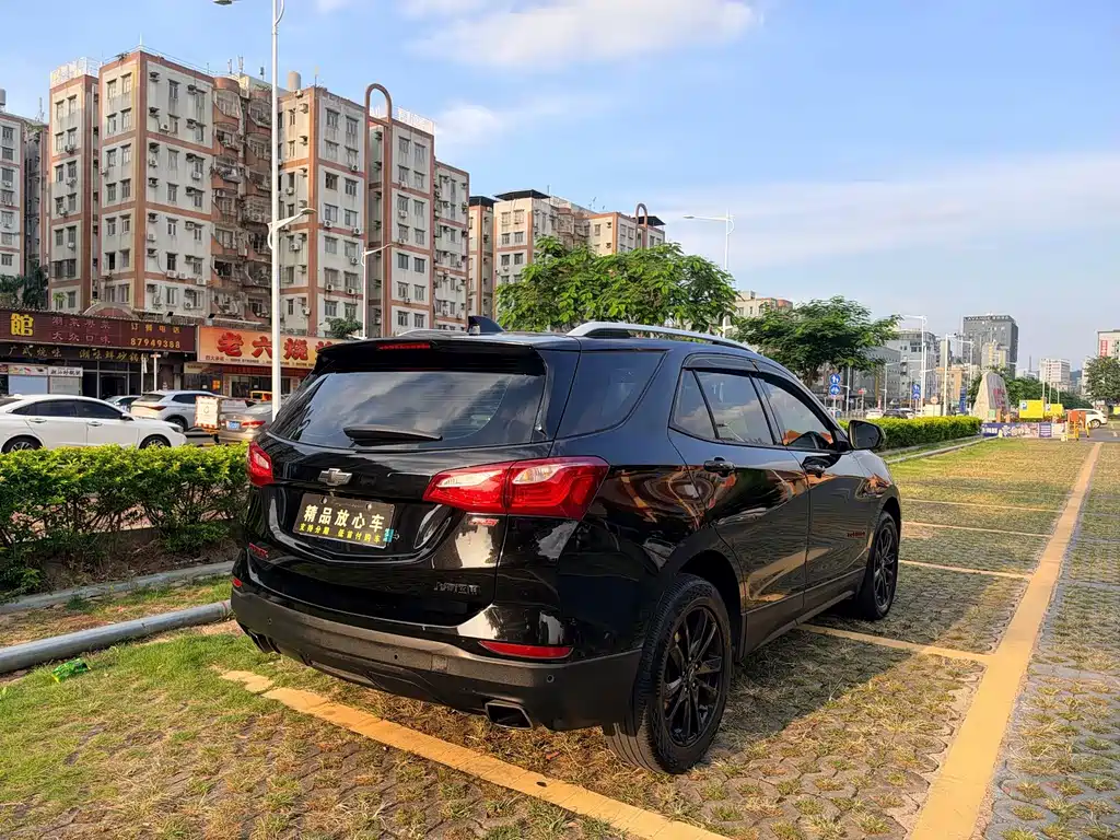 Chevrolet Equinox — миниатюра 19
