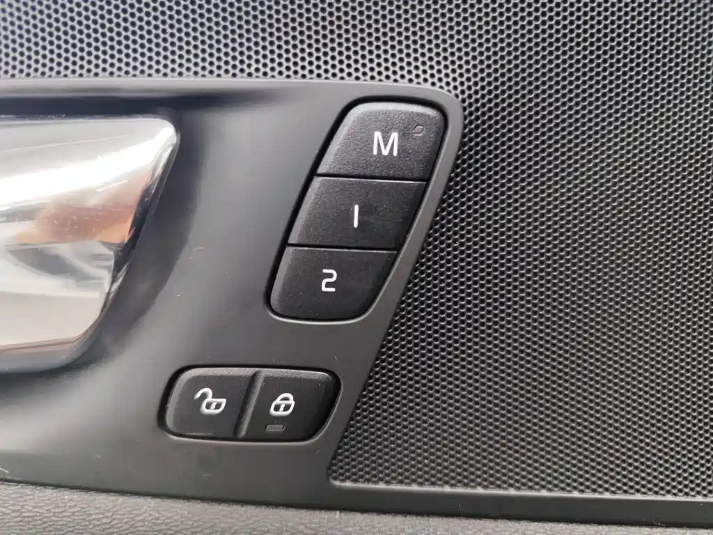 Volvo XC60 — миниатюра 9