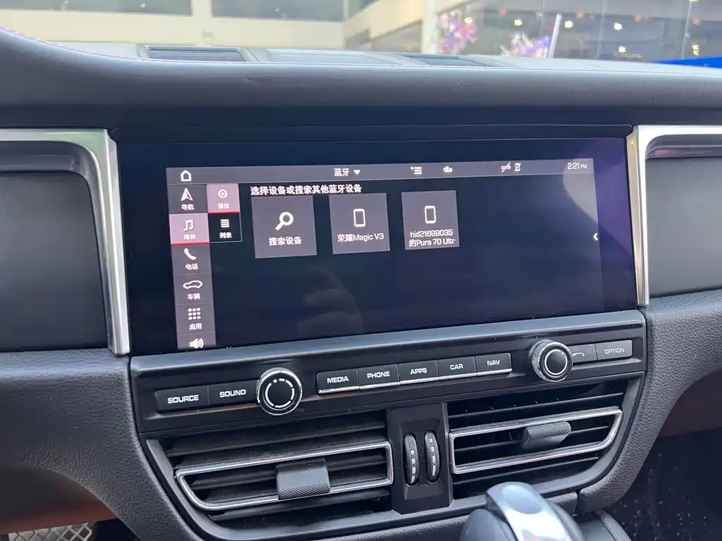 Porsche Macan — миниатюра 15