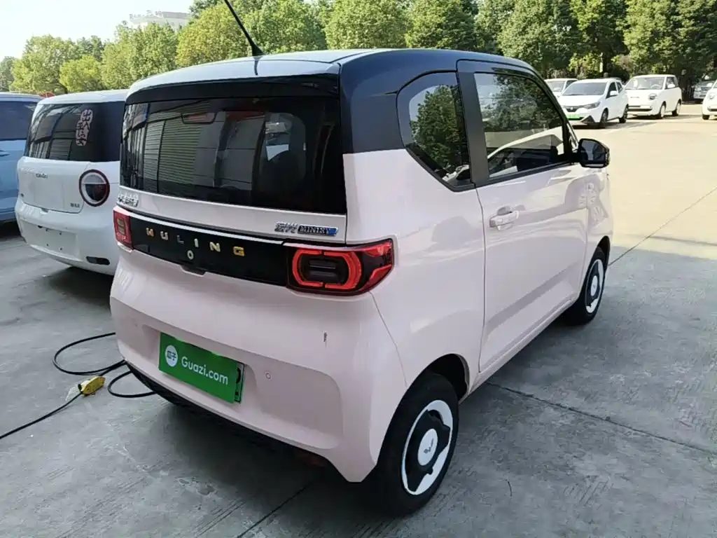 Wuling MINIEV — миниатюра 7
