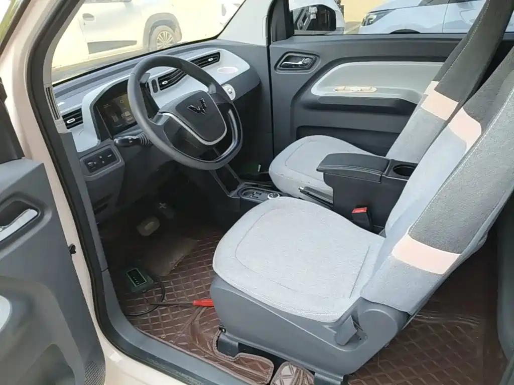 Wuling MINIEV — миниатюра 15