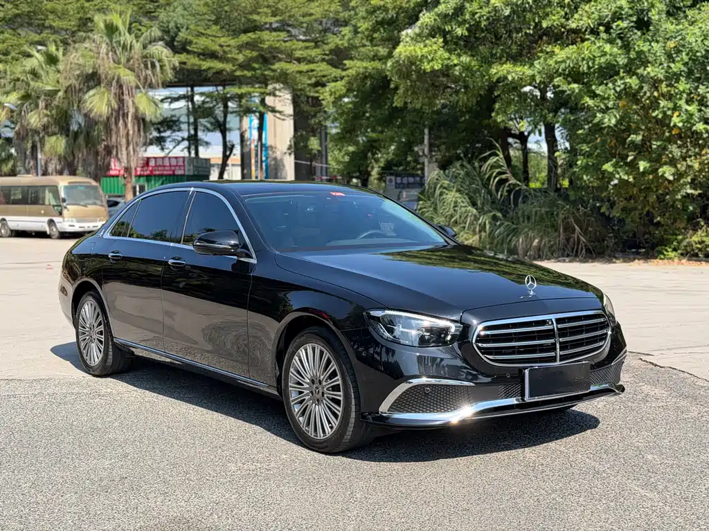 Mercedes-Benz E-Class E 2023 E 300 L Luxury