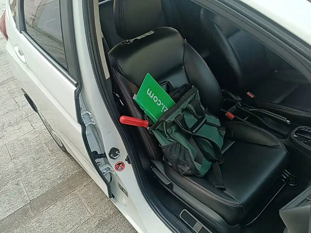 Honda Fit — миниатюра 25