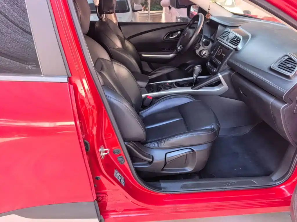 Renault Kadjar — миниатюра 25