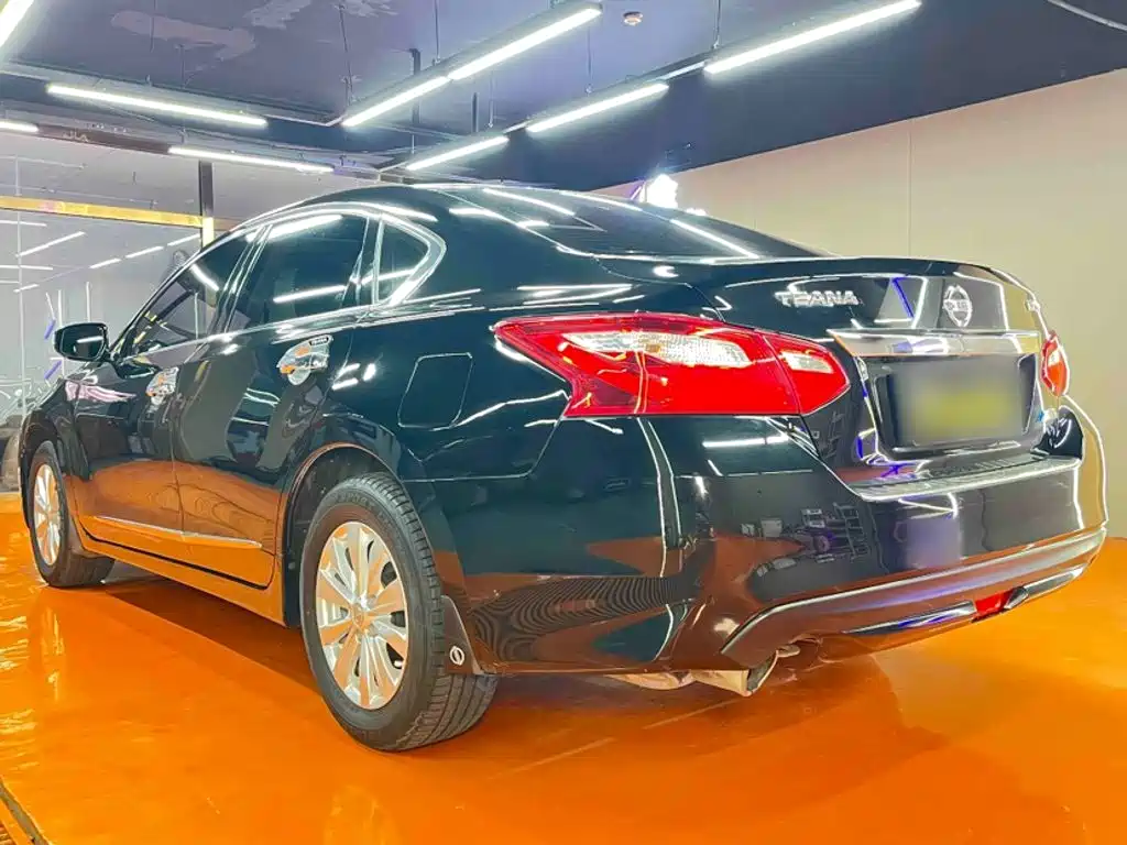 Nissan Teana — миниатюра 7