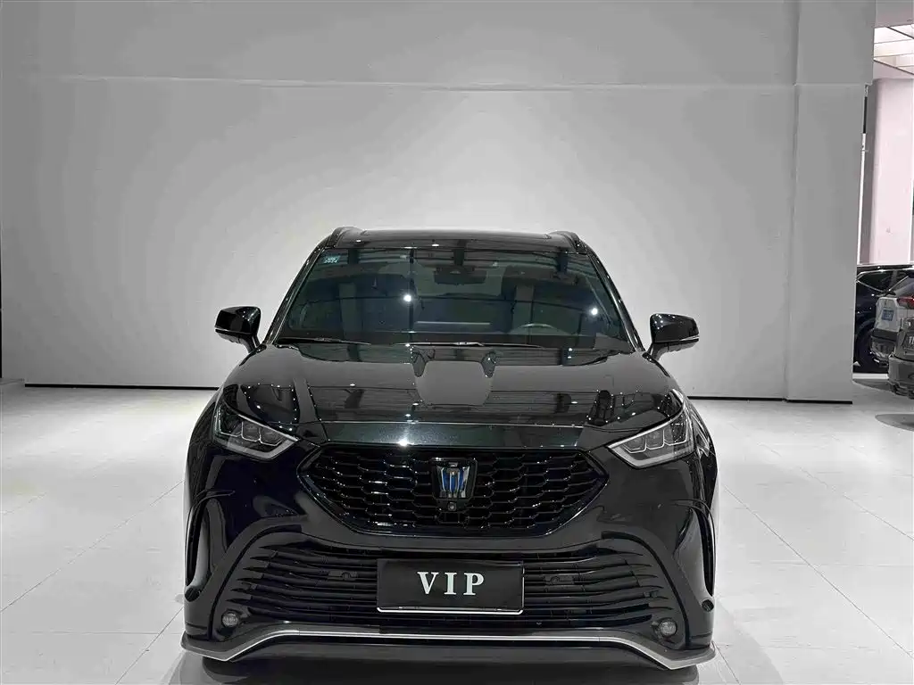 Toyota Crown Kluger — миниатюра 2
