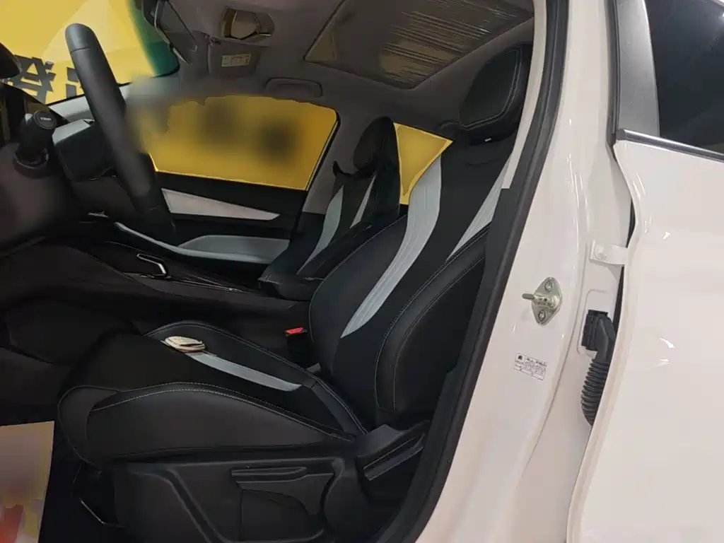 Geely Binrui — миниатюра 15