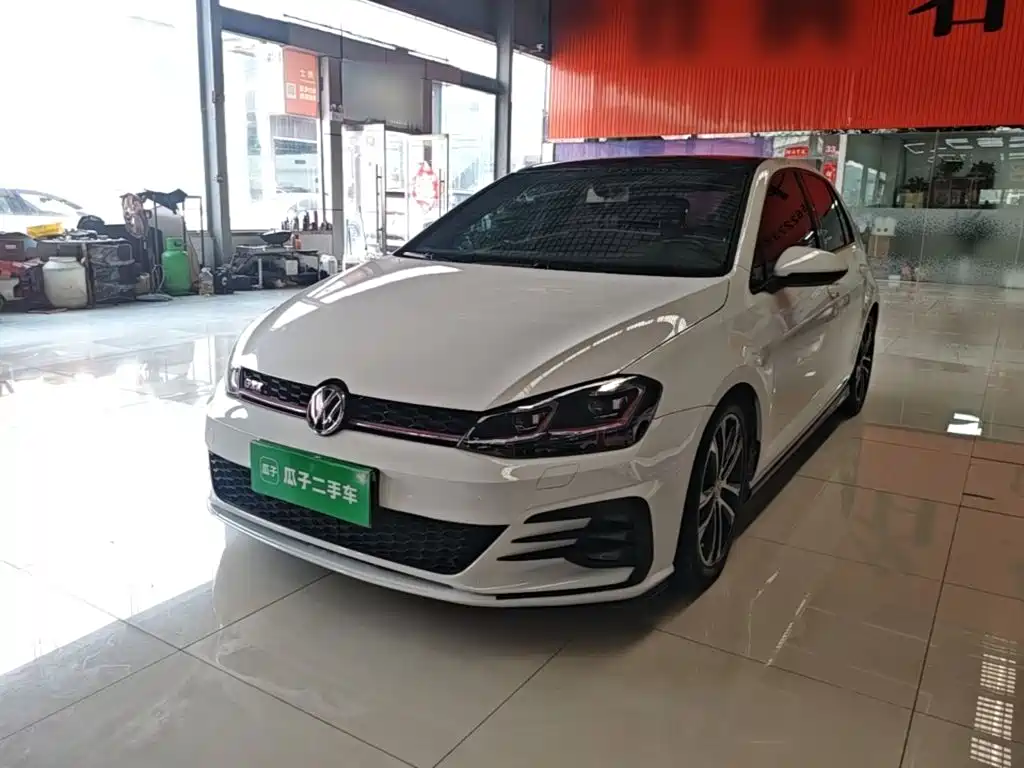Volkswagen Golf — миниатюра 2