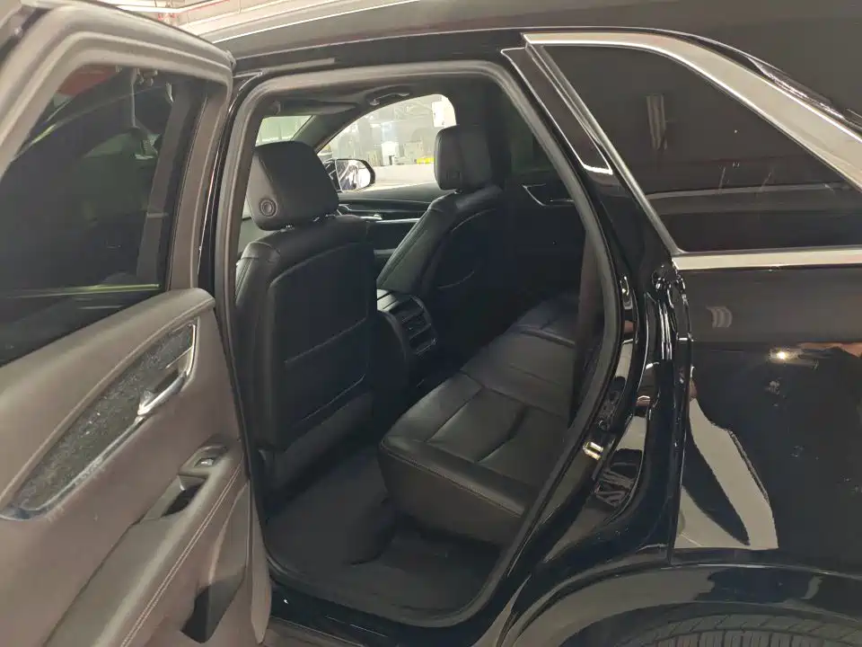 Cadillac XT5 — миниатюра 6