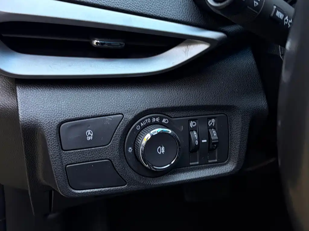Chevrolet Volando — миниатюра 14