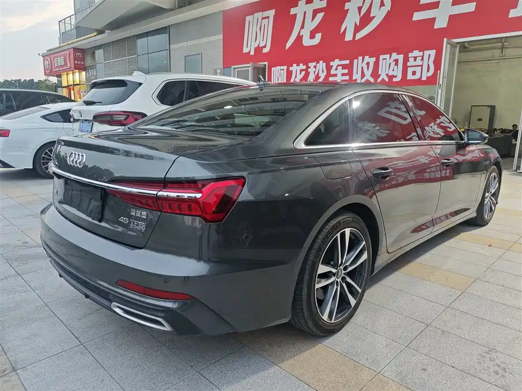 Audi A6L — миниатюра 5