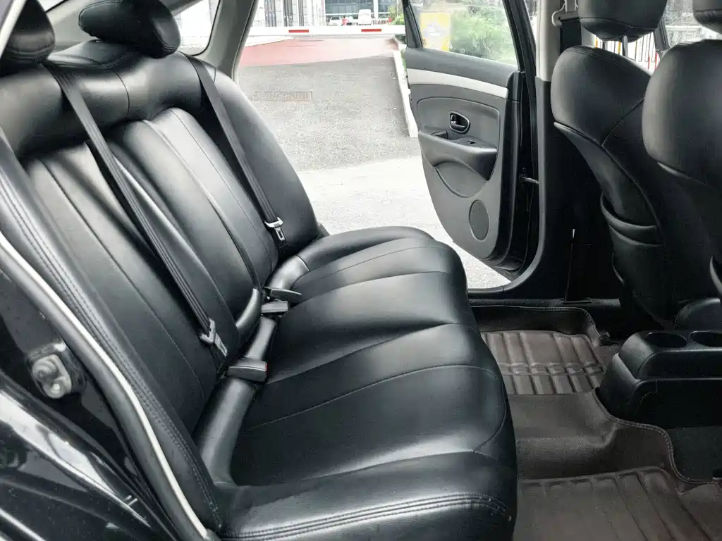 Nissan Sylphy 2018 1.6XE+ CVT Lead