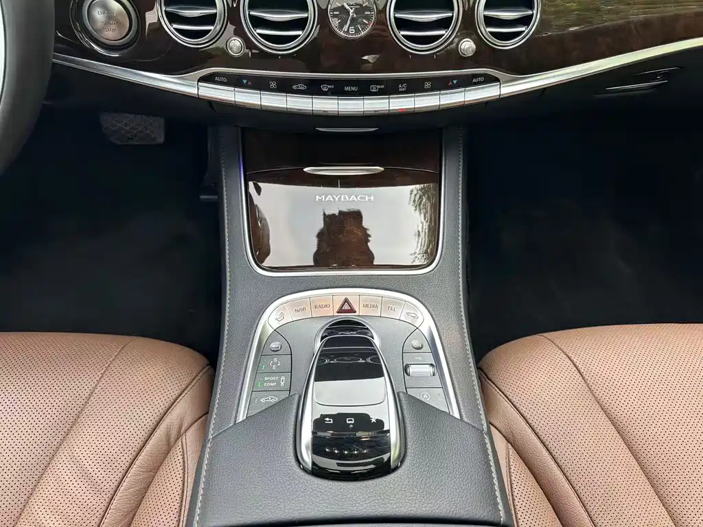 Mercedes-Benz S-Class — миниатюра 21