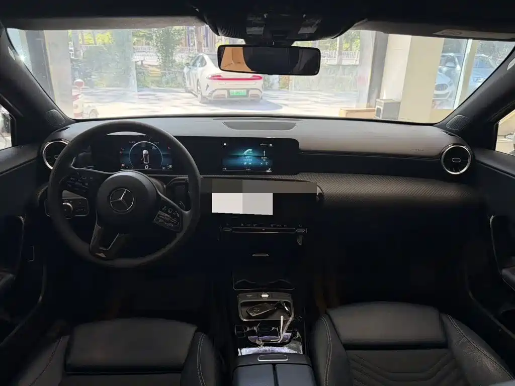 Mercedes-Benz A-Class — миниатюра 6