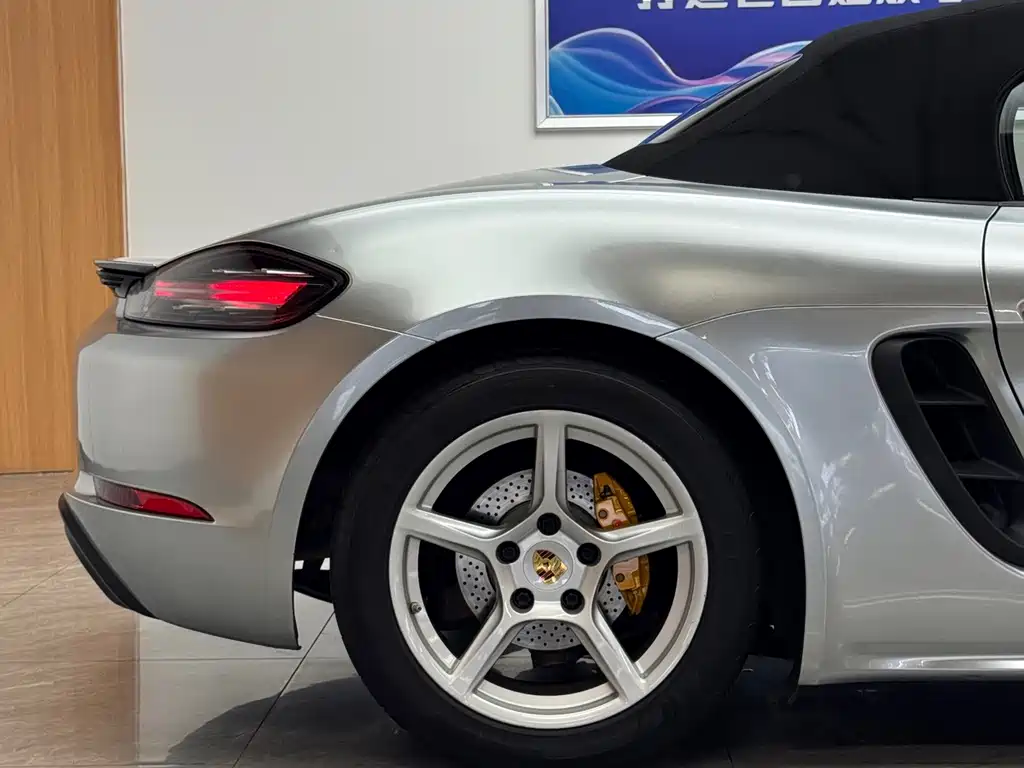Porsche 718 — миниатюра 8